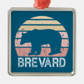 Brevard North Carolina Retro Bear Ornament Aus Metall (Vorne)