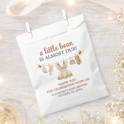 Brewing Coffee Baby Shower Geschenktütchen (Ausgeschnitten)