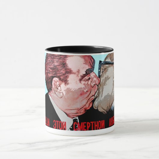Brezhnev- u. Honecker-Kuss, Ostseiten-Galerie, Tasse (Zentrum)