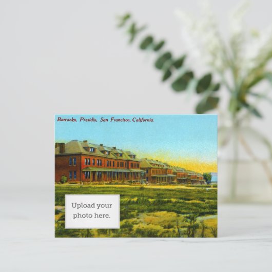 Brick Barracks Postkarte (Stehend Vorderseite)