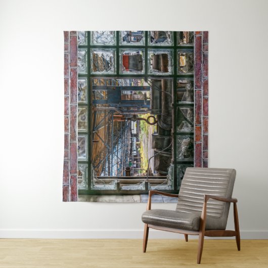 Brick Wall Broken Window Graffiti Wall Art Wandteppich (Beispiel)