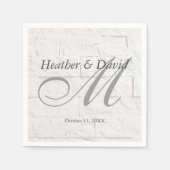Brick Wall Calligraphy Script Monogram Wedding Serviette (Vorderseite)
