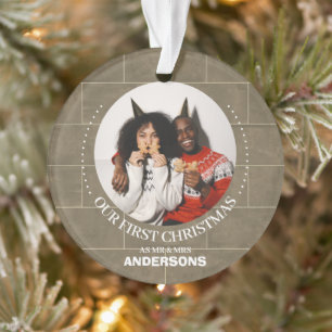 Brick Wall Unsere ersten Weihnachtsmänner und Frau Ornament