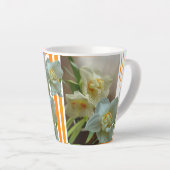 Bridal Crown Daffodils Design Latte Tasse (Rechte Ecke)