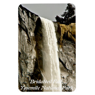 BRIDALVEIL FALL IN YOSEMITE NATIONALPARK MAGNET