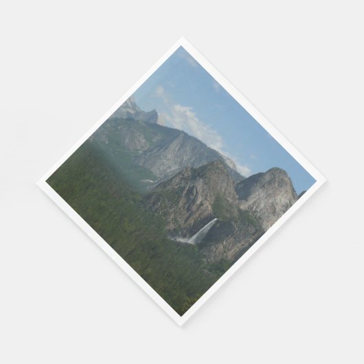 Bridalveil Falls und Halb Dome bei Yosemite Serviette (Ecke)