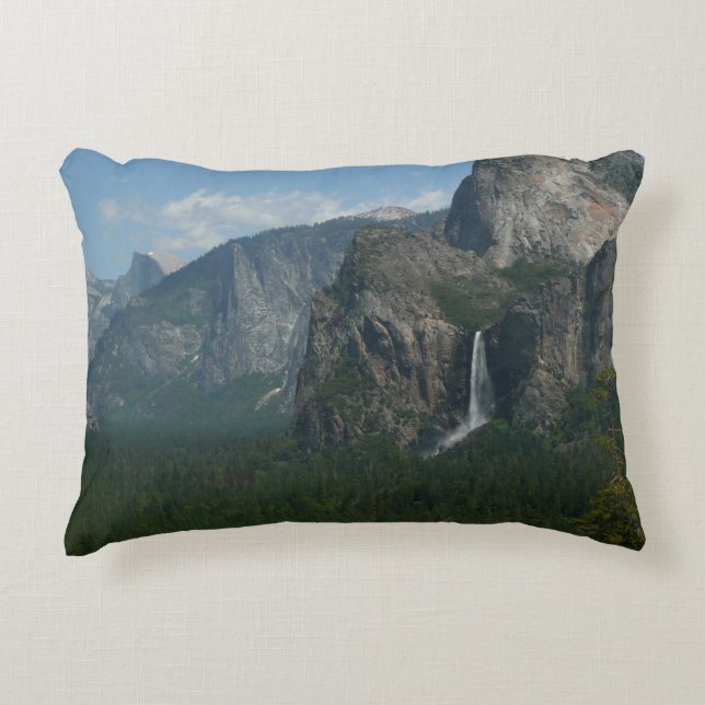 Bridalveil Falls und Half Dome im Yosemite Dekokissen (Vorderseite)