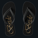 Bride Black Gold Drehbuch elegante Hochzeit Badesandalen<br><div class="desc">Bride,  Gold-Drehbuch und schwarz elegante Hochzeit Flip Flops</div>