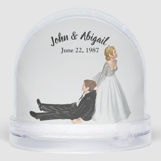 Bride Dragging the Reluctant Groom Schneekugeln (Rückseite)