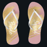 Bride Geschenke Sandals Elegantes Gold und Schwarz Badesandalen<br><div class="desc">Hochzeit Brautparty Geschenke Flip-Flops. "Elegantes Gold und Schwarz" Design. Text oder nicht zu Text, das ist an Ihnen! Wunderbar, um für sich selbst und/oder große Bräunungsgeschenke oder andere feierliche Anlässe zu kaufen! Viel Spaß! Personalisieren Sie den Text durch Ändern. Wählen Sie Ihren bevorzugten Schriftart Stil, Farbe und Größe. Entwurfselemente können...</div>