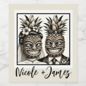 Bride & Groom Aloha Pineaple Tiki Wedding Weinetikett (Einzelnes Label)