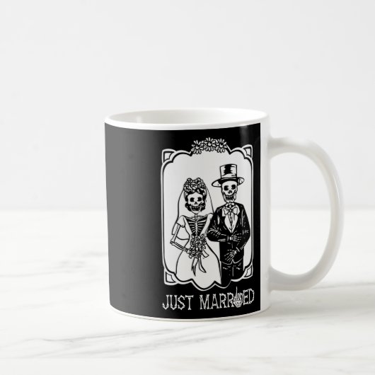 Bride Groom Just Married Skeleton Halloween Couple Kaffeetasse (Rechts)