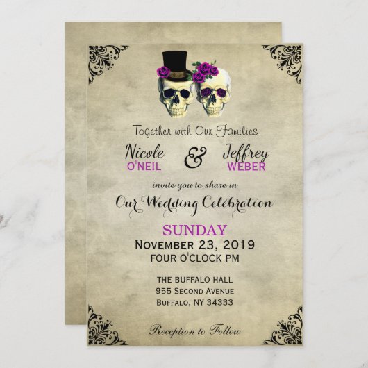 Bride & Groom Skull Goth Rustikale Hochzeit Lila Einladung (Vorne/Hinten)