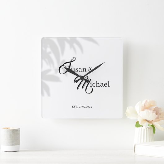 Bride & Groom's Black & White Theme Uhr (Zuhause)