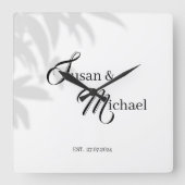 Bride & Groom's Black & White Theme Uhr (Vorderseite)