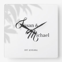Bride & Groom's Black & White Theme Uhr