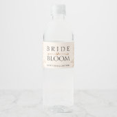 Bride in Bloom Tan Brown Bridal Shower Wasserflaschenetikett (Vorderseite)