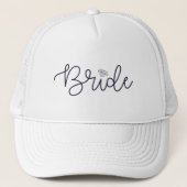 Bride Modern Script Diamond Junggeselinnen-Abschie Truckerkappe (Vorderseite)