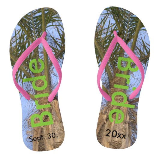 Bride Palm Trees Blue Sky Badesandalen (Fußbett)