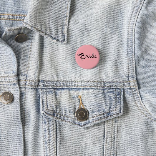 Bride Retro Script Pink Button (Beispiel)