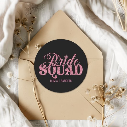 Bride Squad Bright Pink Runder Aufkleber