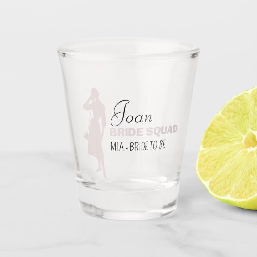 Bride Squad | Hot Pink Bachelorette Bridesmaid Schnapsglas (Vorderseite)