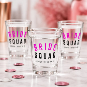 Bride Squad Hot Pink Bachelorette Bridesmaid Schnapsglas