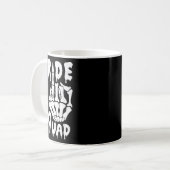 Bride Squad Skeleton Hand Funny Halloween Bachelor Kaffeetasse (Vorderseite Links)