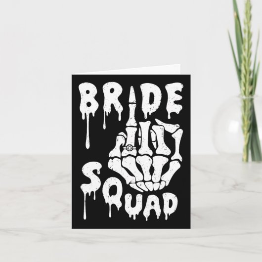 Bride Squad Skeleton Hand Funny Halloween Bachelor Karte (Vorderseite)