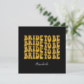 Bride to Be Gold Glitter Text with Name, Black Einladung (Stehend Vorderseite)