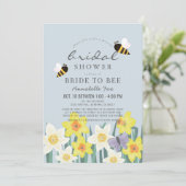 Bride to Bee Daffodil Blue Drive-by-Brautparty Einladung (Stehend Vorderseite)
