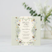 Bride to Bee Wildflower Bees Brautparty Einladung (Stehend Vorderseite)