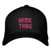 Bride Tribe Pink Typografie Bachelorette Bestickte Baseballkappe (Vorderseite)
