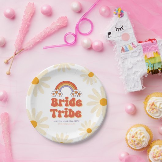 Bride Tribe Retro Groovy Daisy 70er Bachelorette Pappteller (Party)