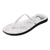 Bride Wedding Ring Muster und Name Flip Flops Badesandalen (Schrägansicht)