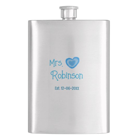 Bride zu Mrs. Name Datum blau Herz Wassercolo Flachmann (Vorderseite)