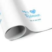 Bride zu Mrs. Name Datum blau Herz Wassercolo Geschenkpapier (Rolleneckpunkt)