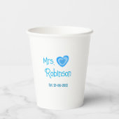 Bride zu Mrs. Name Datum blau Herz Wassercolo Pappbecher (Rückseite)