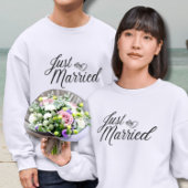 Bride's Just Married Matching Honeymoon Outfit T-Shirt