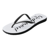 Bridesmaid Black and White Script Flip Flops Badesandalen (Schrägansicht)