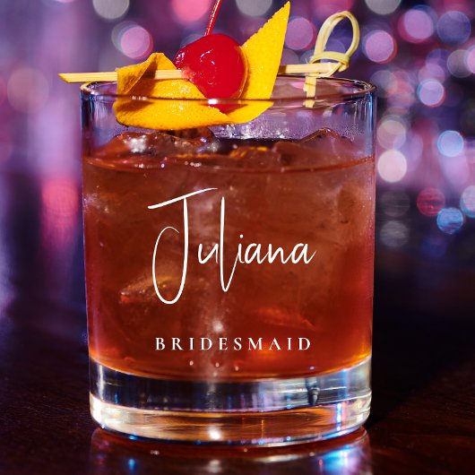 Bridesmaid Chic White Script Monogram Wedding Whiskyglas