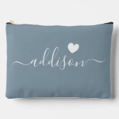 Bridesmaid Modern Script Dusty Blue Heart Zubehörtasche (Vorderseite)