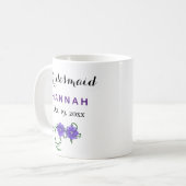Bridesmaid Moderne Typografie Lila Blumenhochzeit Kaffeetasse (Vorderseite Links)