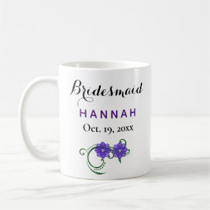 Bridesmaid Moderne Typografie Lila Blumenhochzeit Kaffeetasse