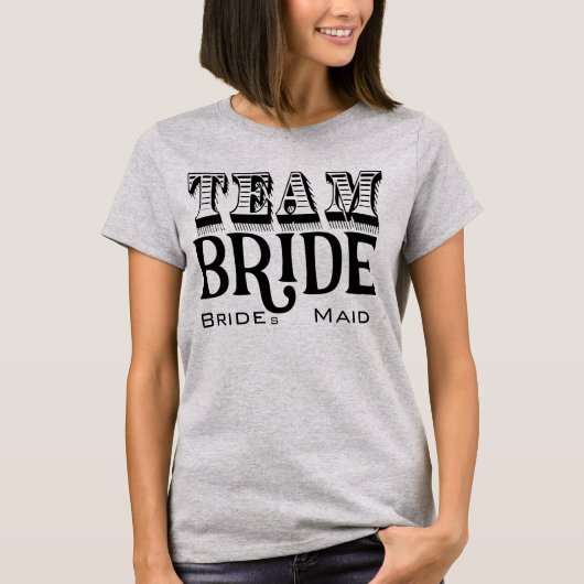 Bridesmaid Team Bride Hand Lettisch Black Ink T-Shirt (Vorderseite)