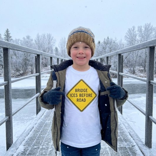 Bridge Ices vor Road Sign Winter Sicherheit T-Shirt