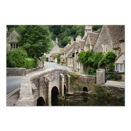 Bridge in Castle Combe, UK print Fotodruck (Vorne)