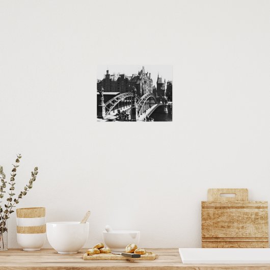 Bridge in der Speicherstadt Hamburg, c.1910 Poster (Küche)