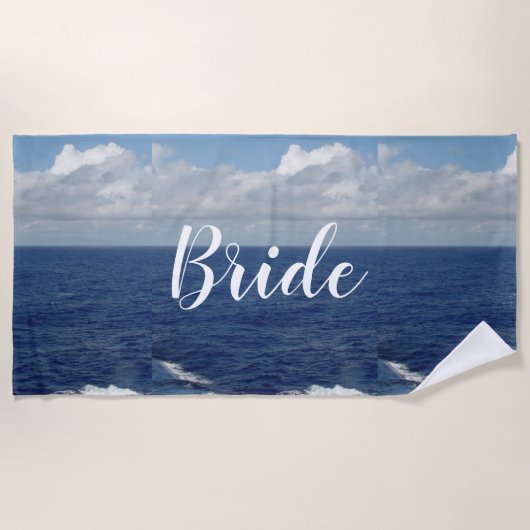 Bridge Ocean Waves Beach Handtuch (Vorderseite)