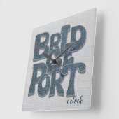 Bridgeport Denim Letter Quadratische Wanduhr (Winkel)